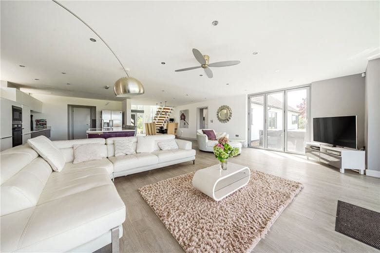 47.2 acres House, Lower Weare, Axbridge BS26 - Available