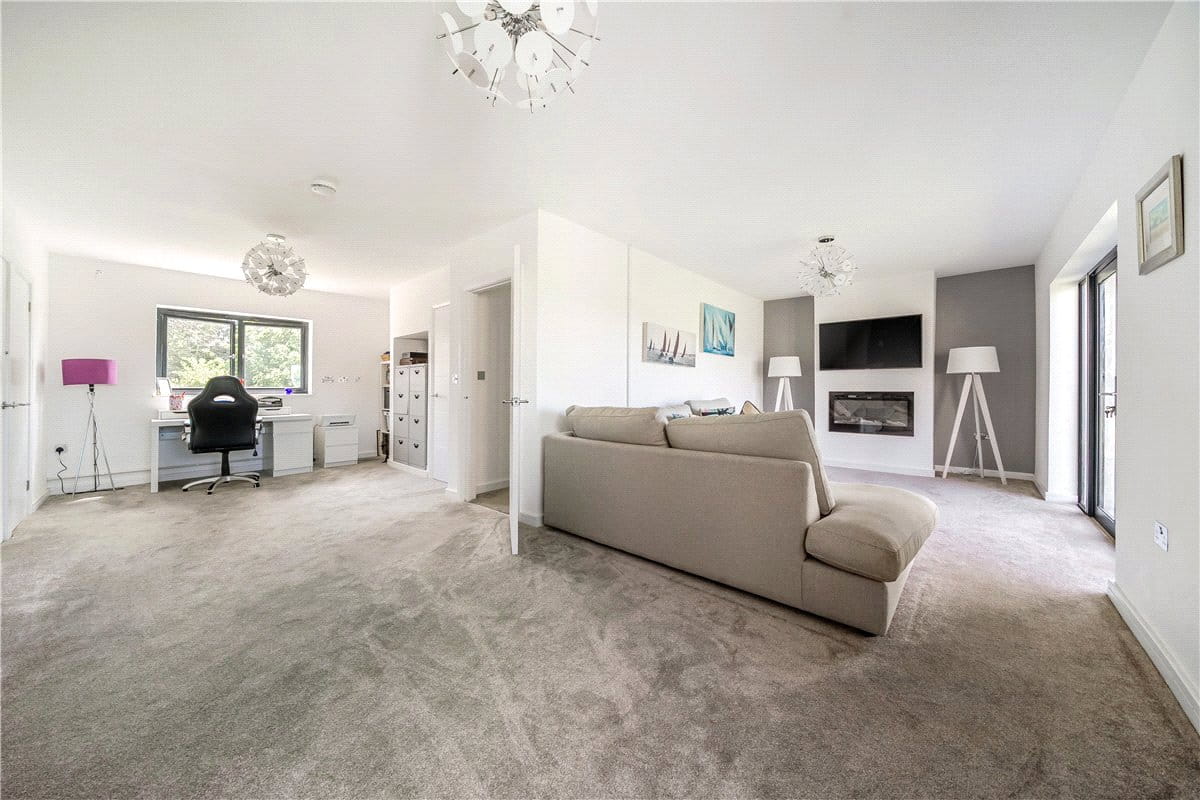 8.7 acres House, Lower Weare, Axbridge BS26 - Available