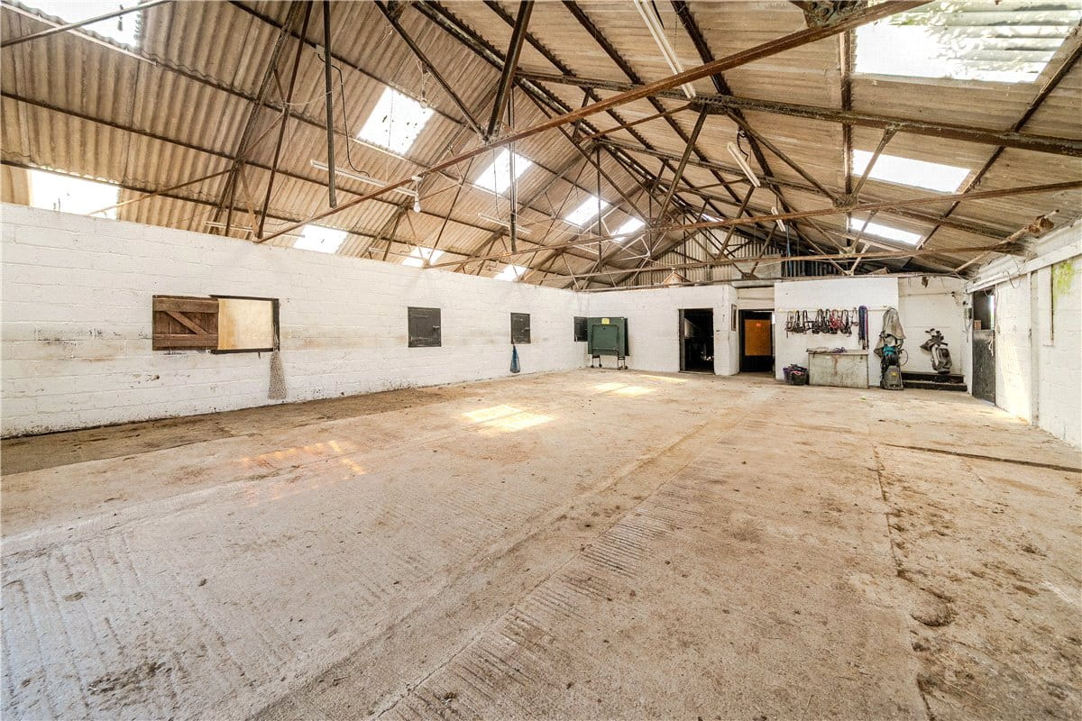 8.7 acres House, Lower Weare, Axbridge BS26 - Available