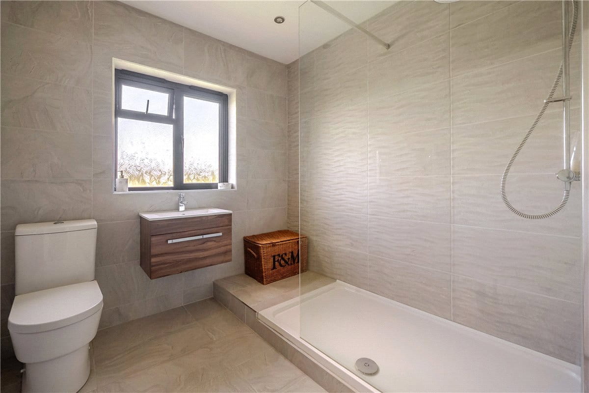 5 bedroom house, Lower Weare, Axbridge BS26 - Available