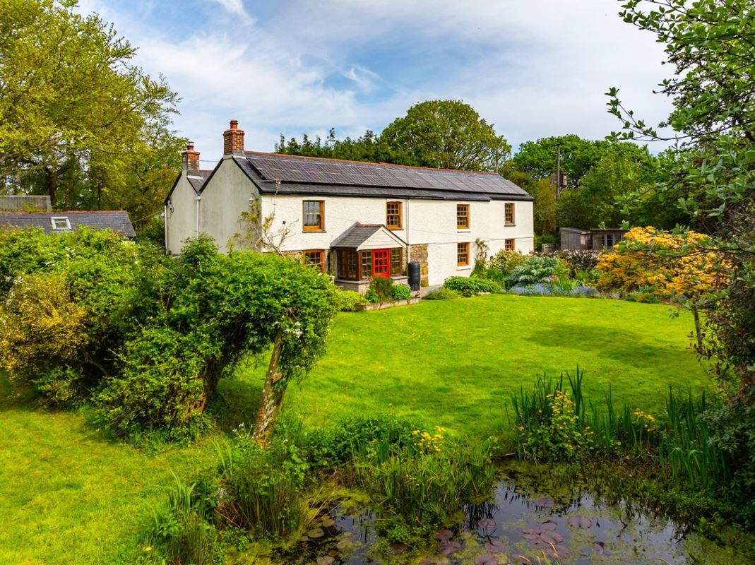 5.9 acres Farm, Pulla Cross, Truro TR4 - Sold STC