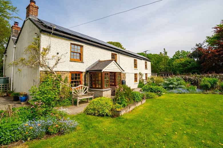 5.9 acres Farm, Pulla Cross, Truro TR4 - Sold STC