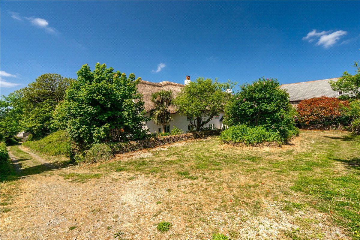 9.7 acres House, Woodford, Bude EX23 - Available