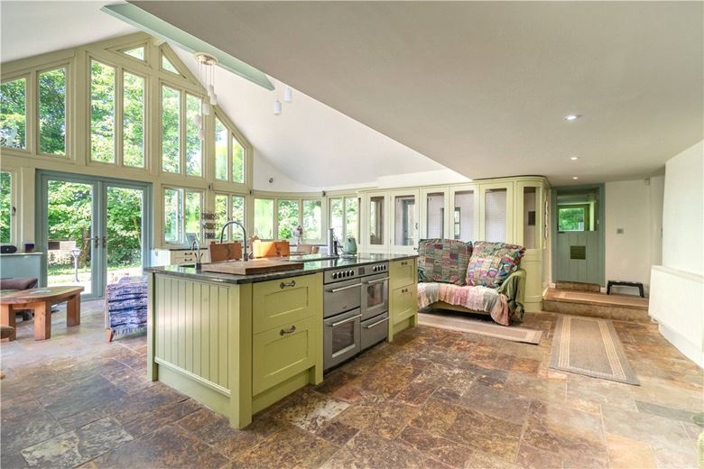 9.7 acres House, Woodford, Bude EX23 - Available