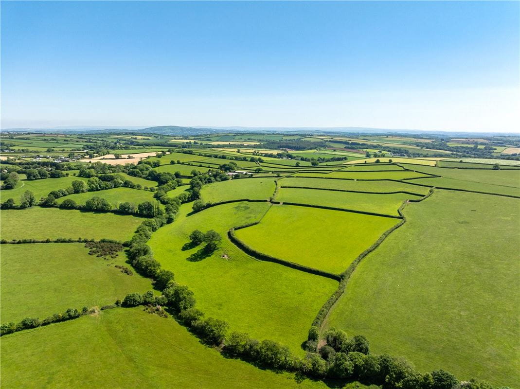101.7 acres House, Liskeard, Cornwall PL14 - Under Offer