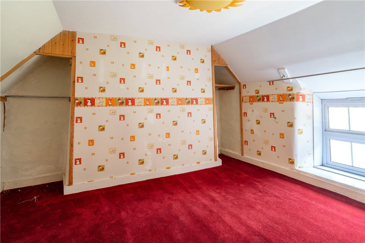 4.4 acres House, Grampound Road, Truro TR2 - Available