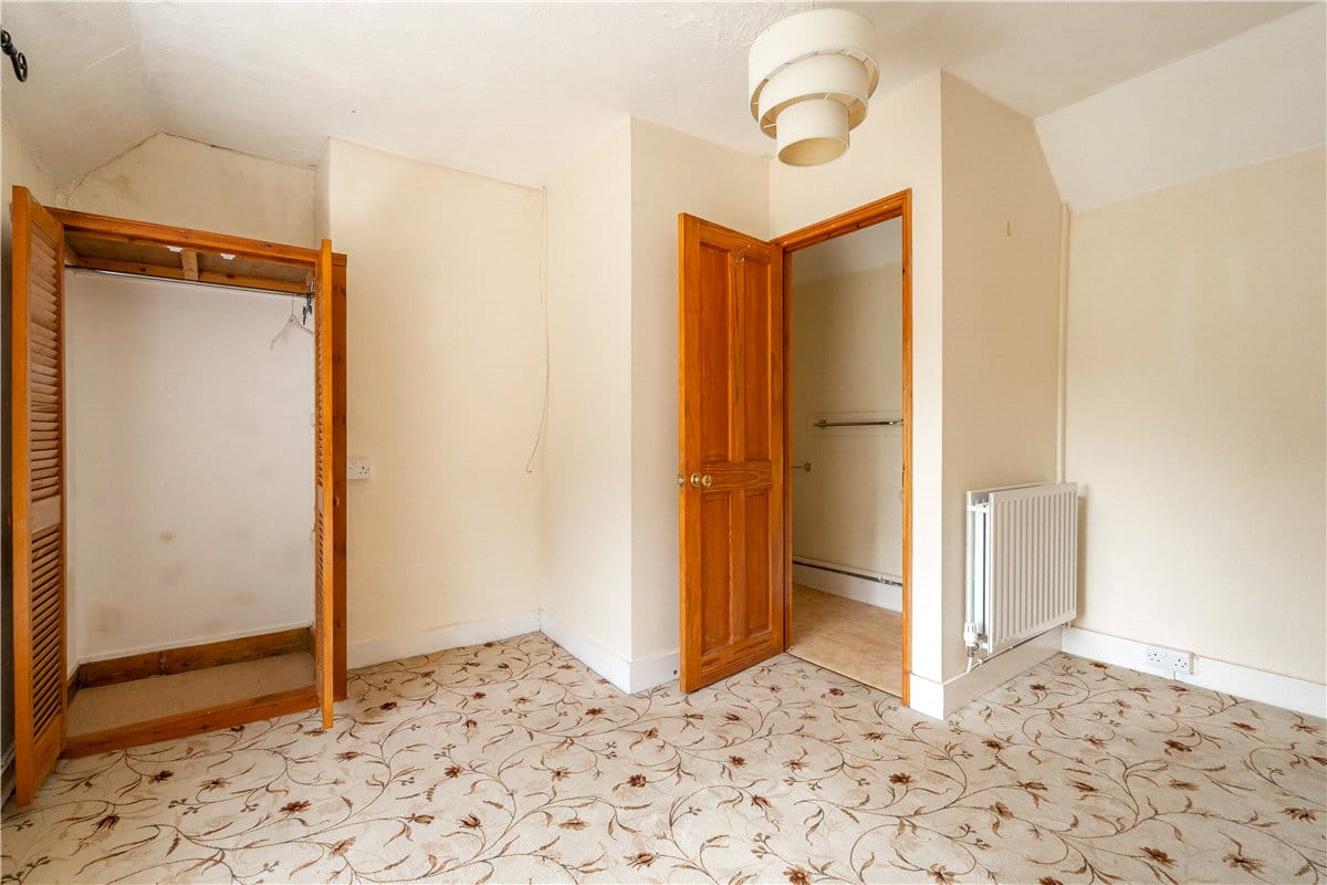 4.4 acres House, Grampound Road, Truro TR2 - Available