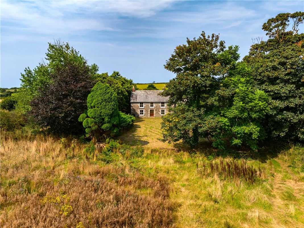 4.4 acres House, Grampound Road, Truro TR2 - Available