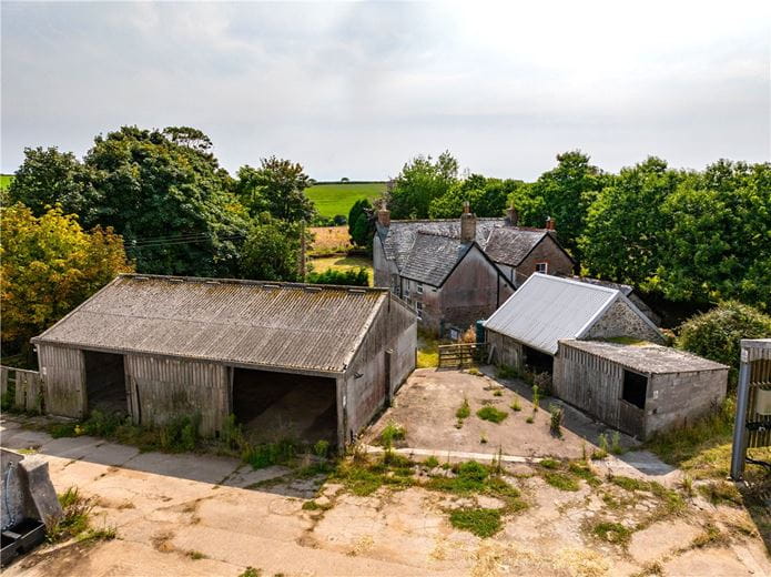 4.4 acres House, Grampound Road, Truro TR2 - Available