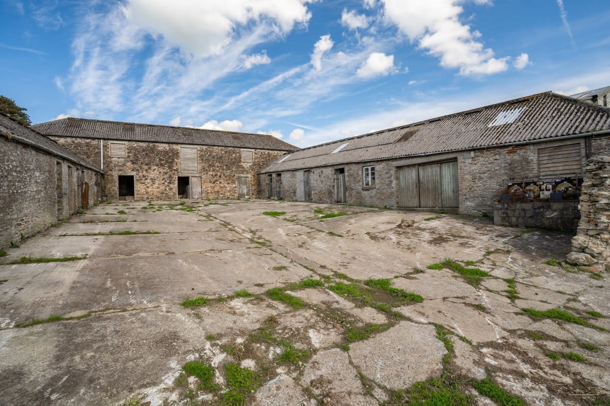 5 bedroom house, Ladock, Truro TR2 - Available