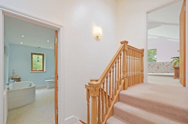 3.2 acres Farm, Hale Mills, Twelveheads TR4 - Available