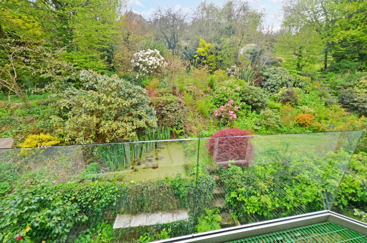 3.2 acres Farm, Hale Mills, Twelveheads TR4 - Available