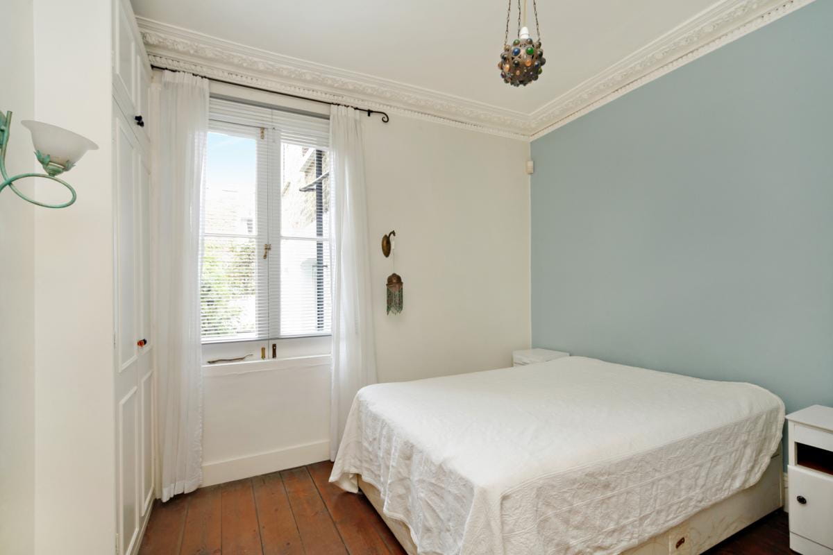1 bedroom flat, Cabul Road, London SW11