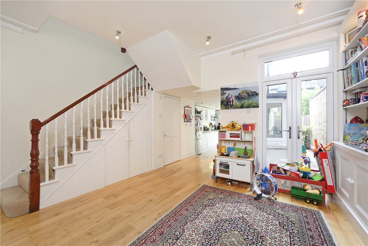 3 bedroom house, Mandrake Road, London SW17
