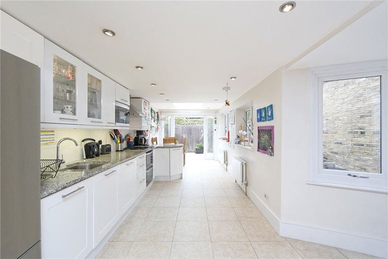 3 bedroom house, Mandrake Road, London SW17