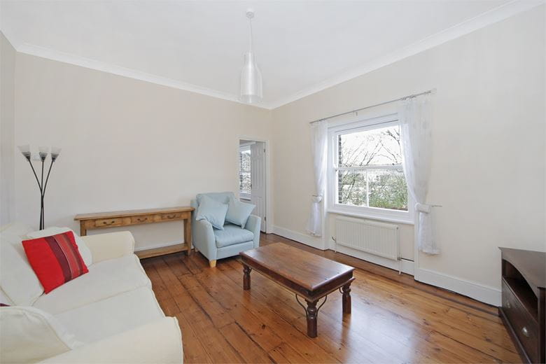 2 bedroom flat, Trinity Road, London SW17