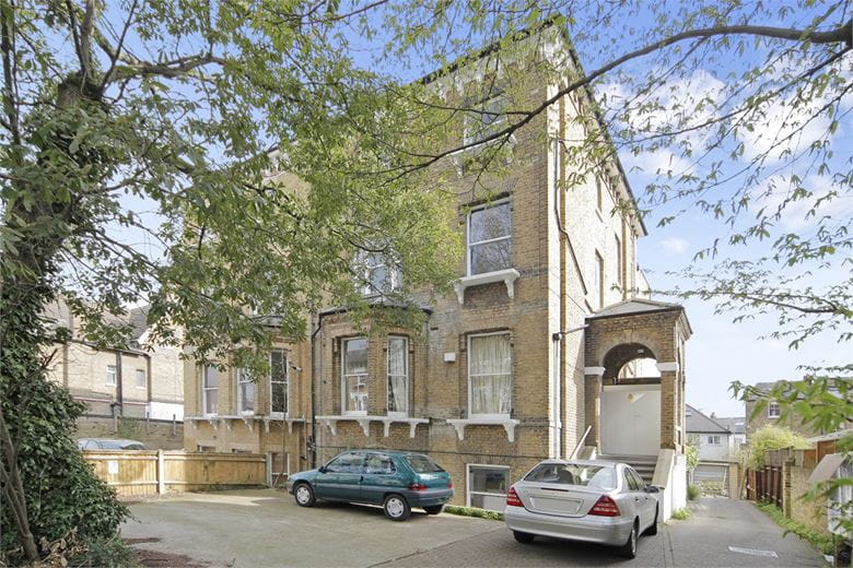 2 bedroom flat, Trinity Road, London SW17