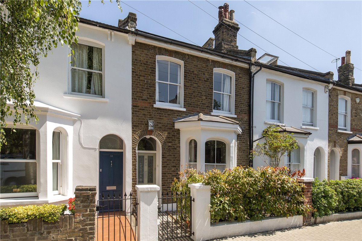 3 bedroom house, Wiseton Road, London SW17