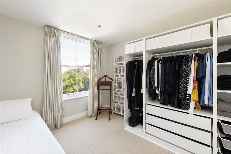 3 bedroom house, Wiseton Road, London SW17