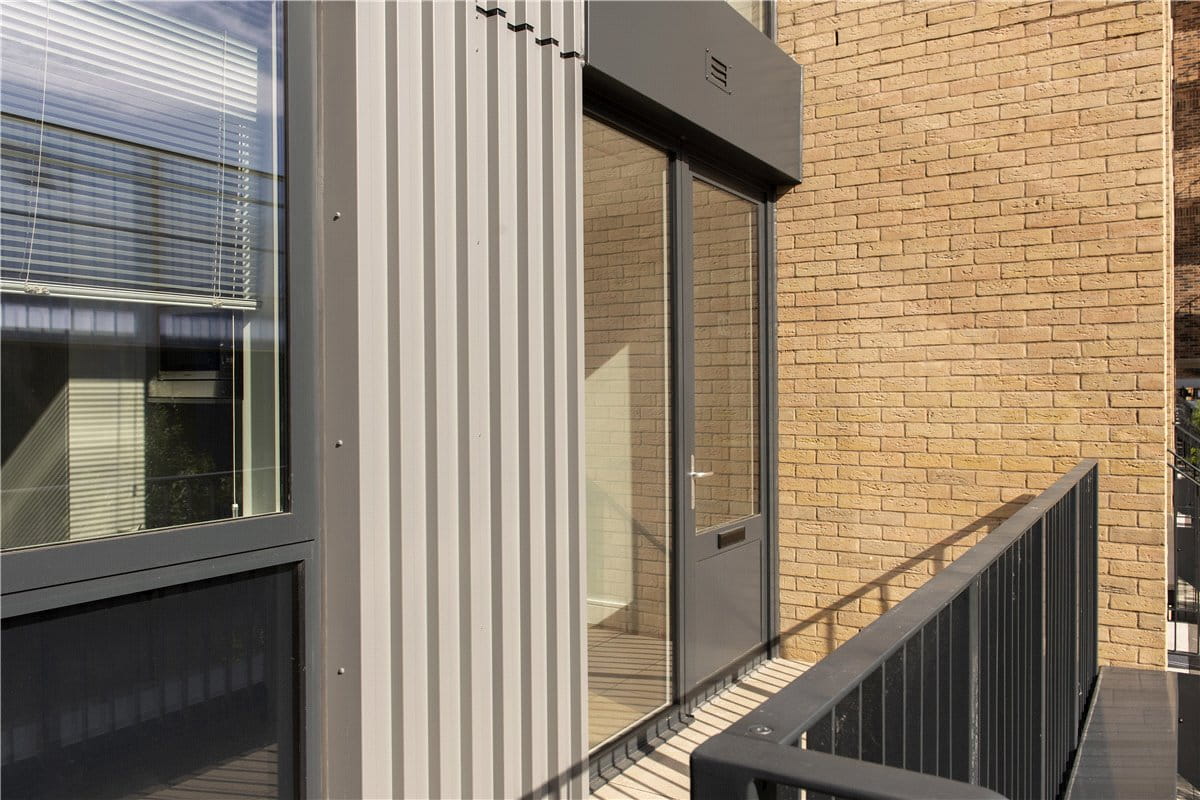 3 bedroom maisonette, Greyhound Parade, Wimbledon Grounds, London SW17 - Available