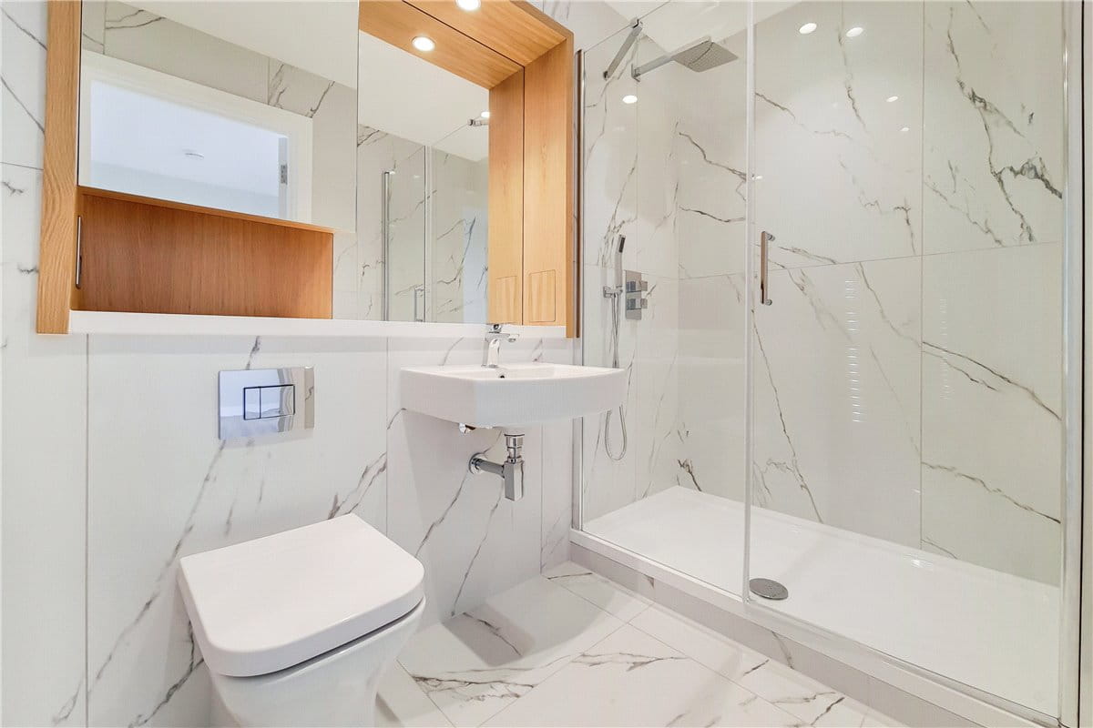 3 bedroom flat, Greyhound Parade, Wimbledon Grounds, London SW17 - Available