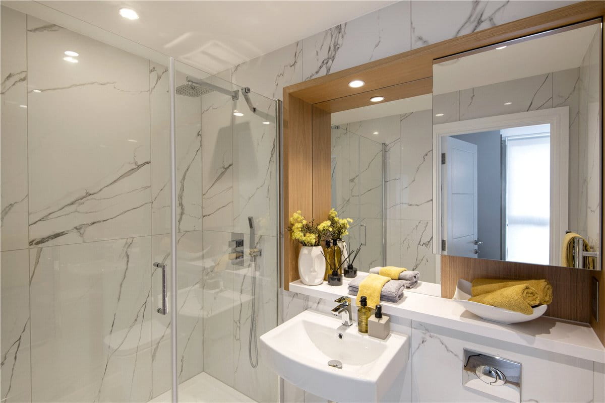 2 bedroom flat, Greyhound Parade, Wimbledon Grounds, London SW17 - Available