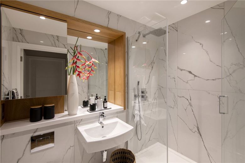 2 bedroom flat, Greyhound Parade, Wimbledon Grounds, London SW17 - Available