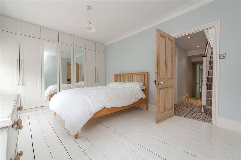 4 bedroom house, Ursula Street, London SW11 - Under Offer
