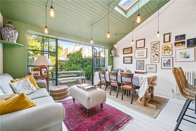 3 bedroom house, Fairlight Road, London SW17 - Available