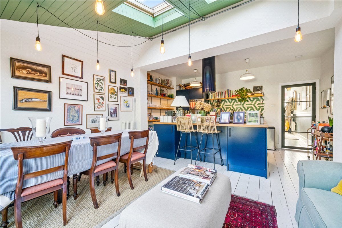 3 bedroom house, Fairlight Road, London SW17 - Available