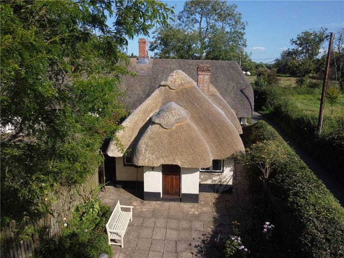 2 bedroom bungalow, Gangbridge Lane, St. Mary Bourne SP11