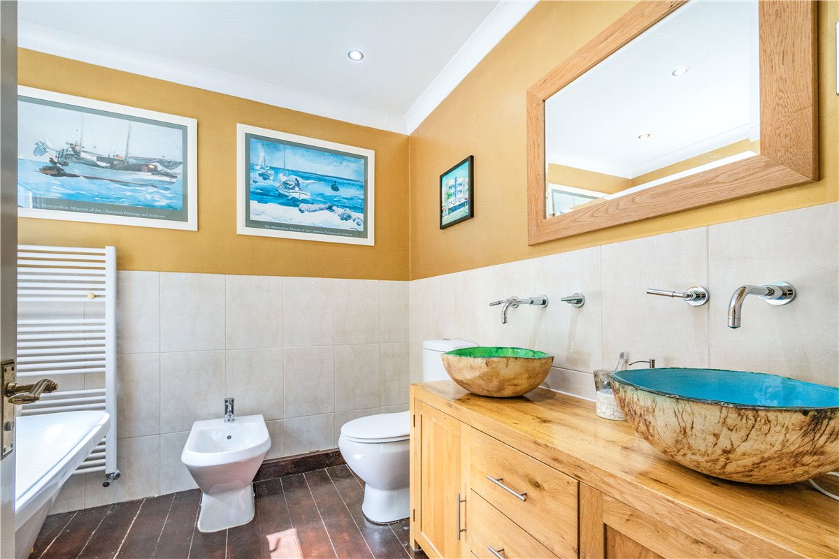 6 bedroom house, Stoke Lane, St Mary Bourne SP11 - Available