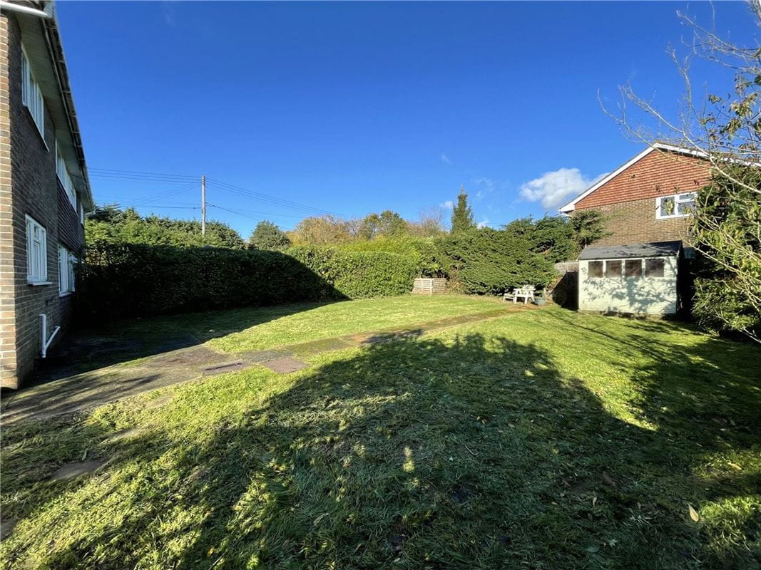 3 bedroom house, Stoke Charity Road, Kings Worthy SO21