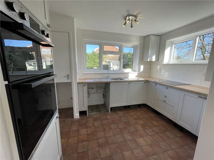 3 bedroom house, Stoke Charity Road, Kings Worthy SO21