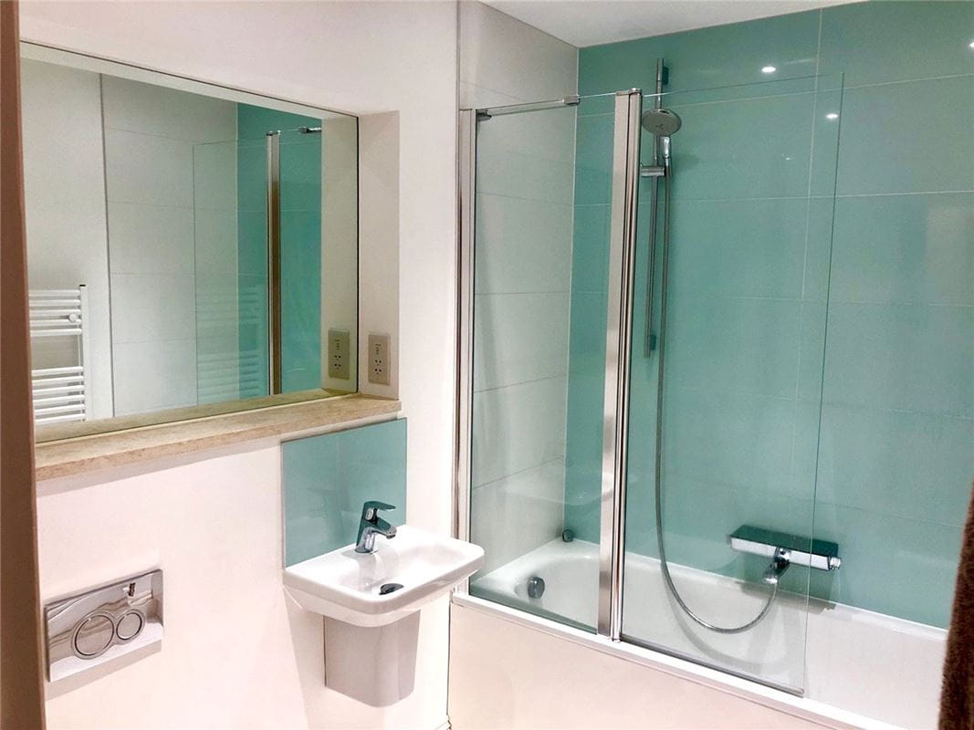 2 bedroom flat, Hatherley Road, Winchester SO22