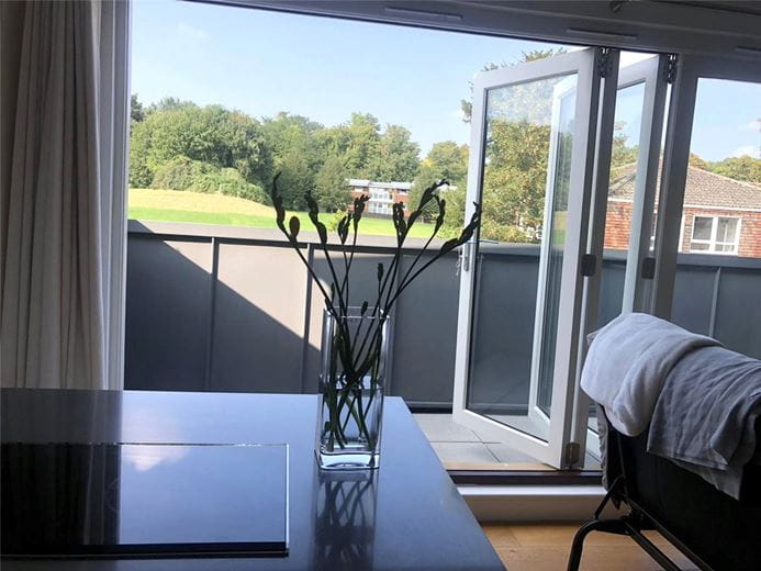 2 bedroom flat, Hatherley Road, Winchester SO22