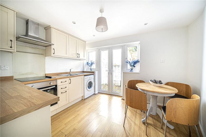 2 bedroom house, Wharf Hill, Winchester SO23 - Available