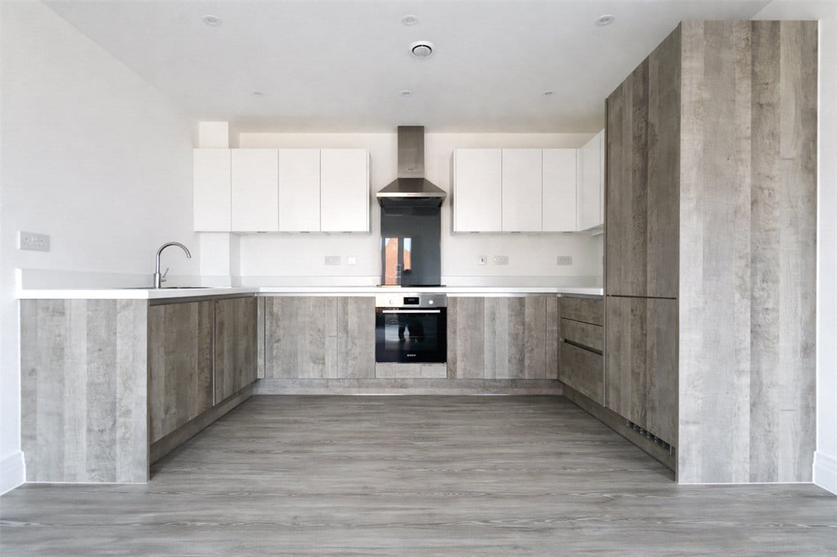 2 bedroom flat, Fishwicke Road, Winchester SO22 - Available