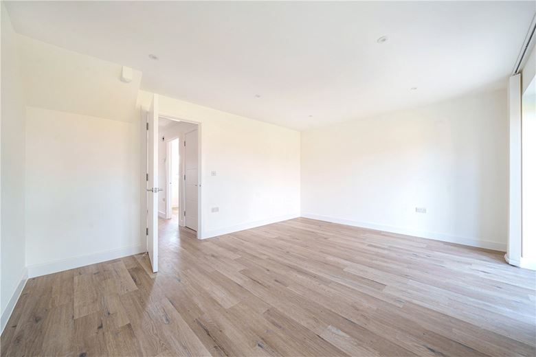 2 bedroom house, Hammonds Green, Totton SO40 - Available