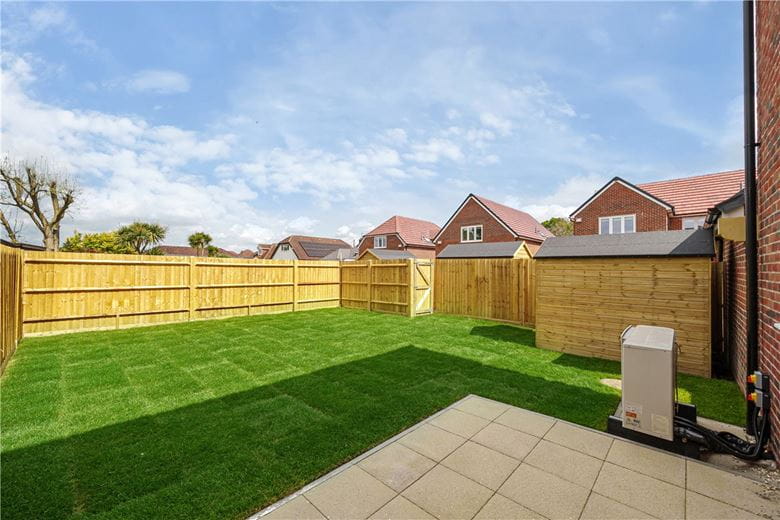2 bedroom house, Hammonds Green, Totton SO40 - Available