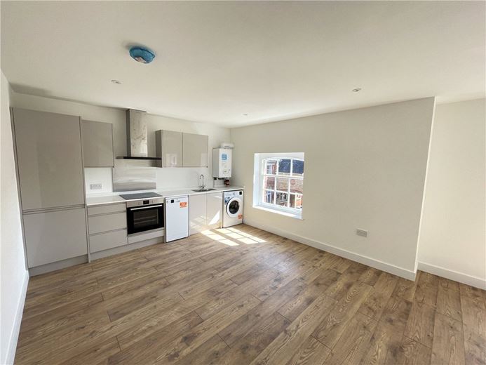 1 bedroom flat, Westgate Chambers, Staple Gardens SO23 - Available