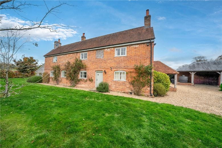 4 bedroom house, North Park Farm, Little Somborne SO20 - Let Agreed