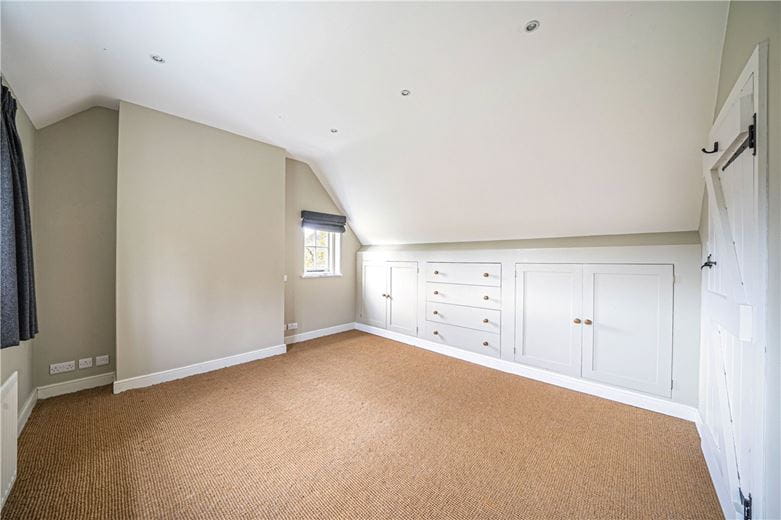 4 bedroom house, North Park Farm, Little Somborne SO20 - Let Agreed