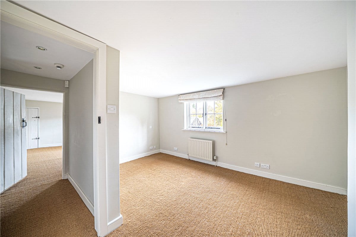 4 bedroom house, North Park Farm, Little Somborne SO20 - Let Agreed