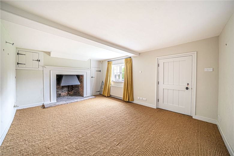 4 bedroom house, North Park Farm, Little Somborne SO20 - Let Agreed