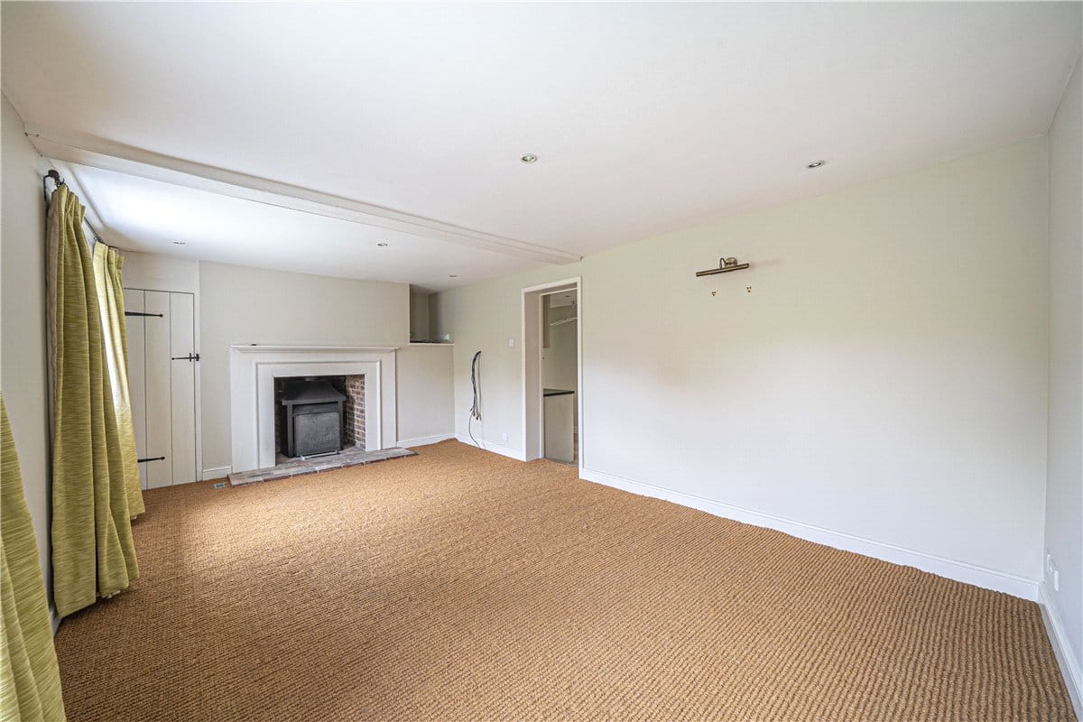 4 bedroom house, North Park Farm, Little Somborne SO20 - Let Agreed