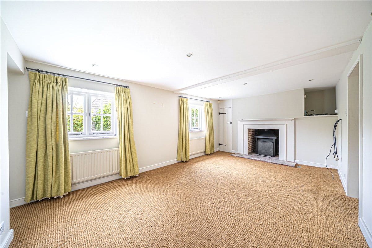 4 bedroom house, North Park Farm, Little Somborne SO20 - Let Agreed