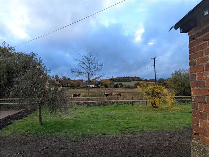 3 bedroom house, Cheriton, Alresford SO24 - Available