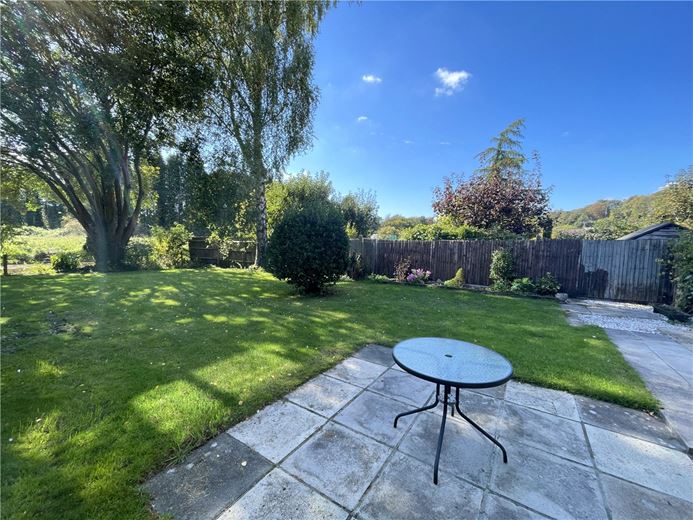 3 bedroom house, The Green, Whitchurch RG28 - Let Agreed