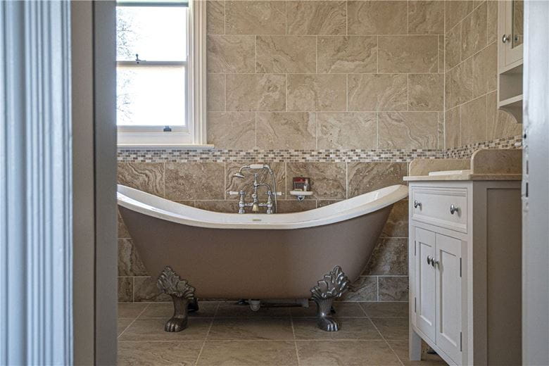 4 bedroom house, Fullerton, Andover SP11 - Under Offer